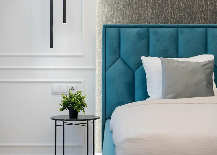 High-end Grand Elizabeth Next To The New York Café Appartamento *